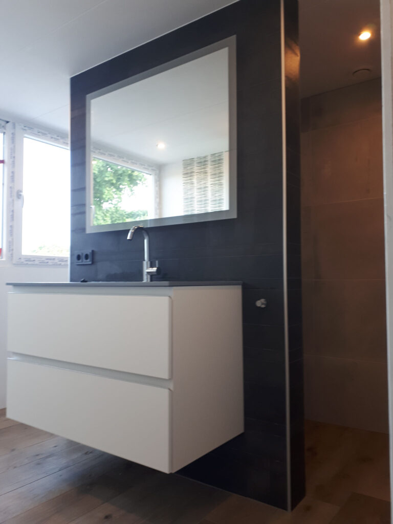 Dakkapel en nieuwe badkamer te Kwadendamme – projectfoto 3
